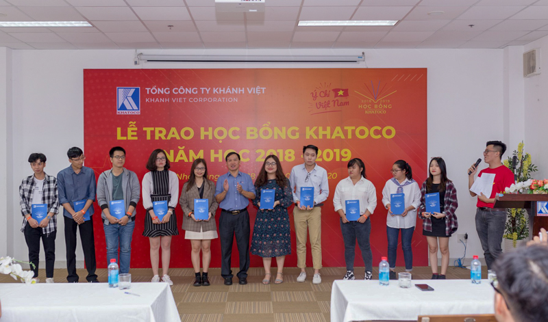 Lễ trao học bổng Khatoco năm học 2018-2019