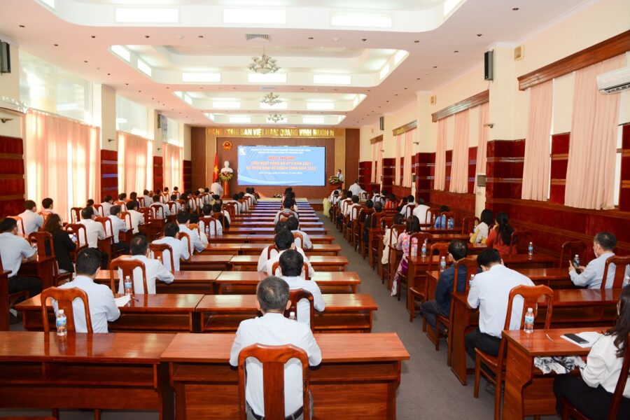 Đảng bộ Tổng công ty Khánh Việt tổ chức Hội nghị sinh hoạt Đảng bộ kỳ II - năm 2021 và triển khai kế hoạch sản xuất kinh doanh năm 2022