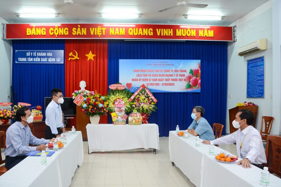 Tổng công ty Khánh Việt tri ân các y bác sĩ nhân ngày Thầy thuốc Việt Nam 27-2
