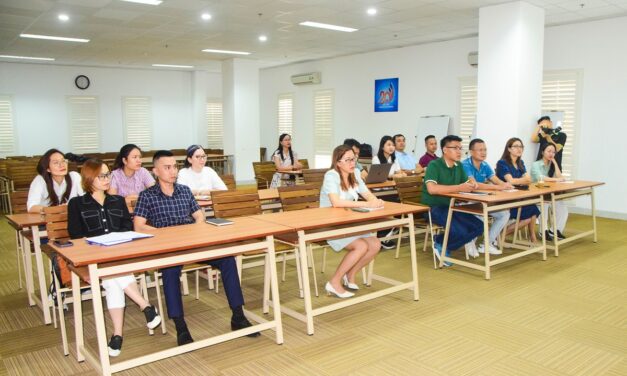Tổng công ty Khánh Việt khai giảng Khóa đào tạo “Kỹ năng dẫn chương trình (MC)”
