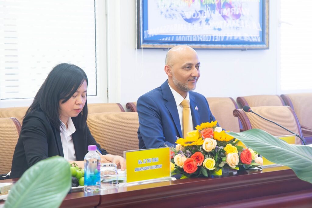 Đại sứ UAE tại Việt Nam thăm Tổng công ty Khánh Việt
