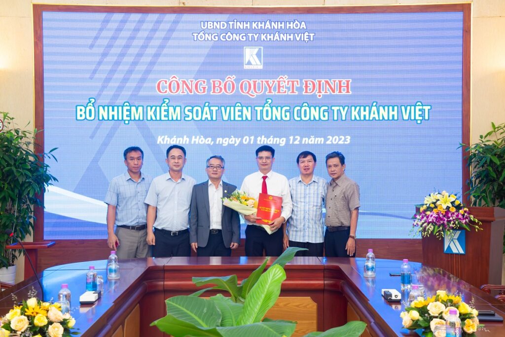 Công bố quyết định bổ nhiệm Kiểm soát viên Tổng công ty Khánh Việt