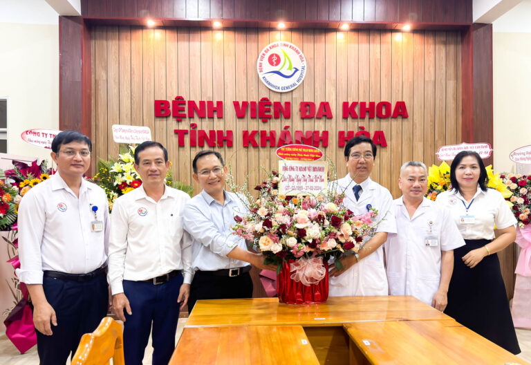 Khatoco tri ân các y bác sĩ, nhân viên y tế nhân ngày Thầy thuốc Việt Nam