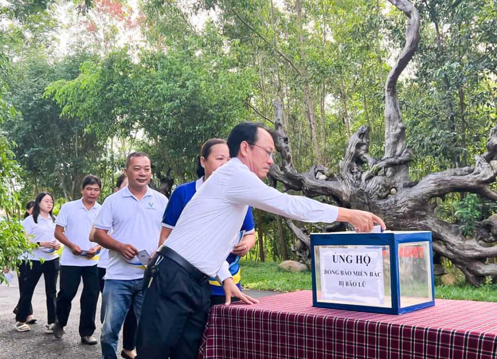 Tổng công ty Khánh Việt ủng hộ 2 tỷ đồng cho đồng bào các địa phương bị ảnh hưởng bởi bão số 3