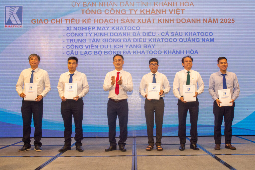 Hội nghị sinh hoạt Đảng bộ Tổng công ty Khánh Việt năm 2024 và triển khai kế hoạch sản xuất kinh doanh năm 2025