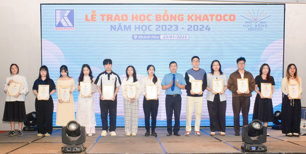 Lễ trao học bổng Khatoco năm học 2023 - 2024