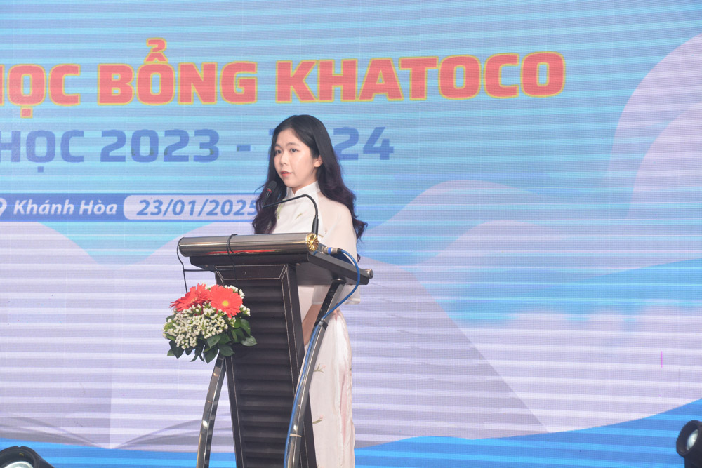 Lễ trao học bổng Khatoco năm học 2023 - 2024