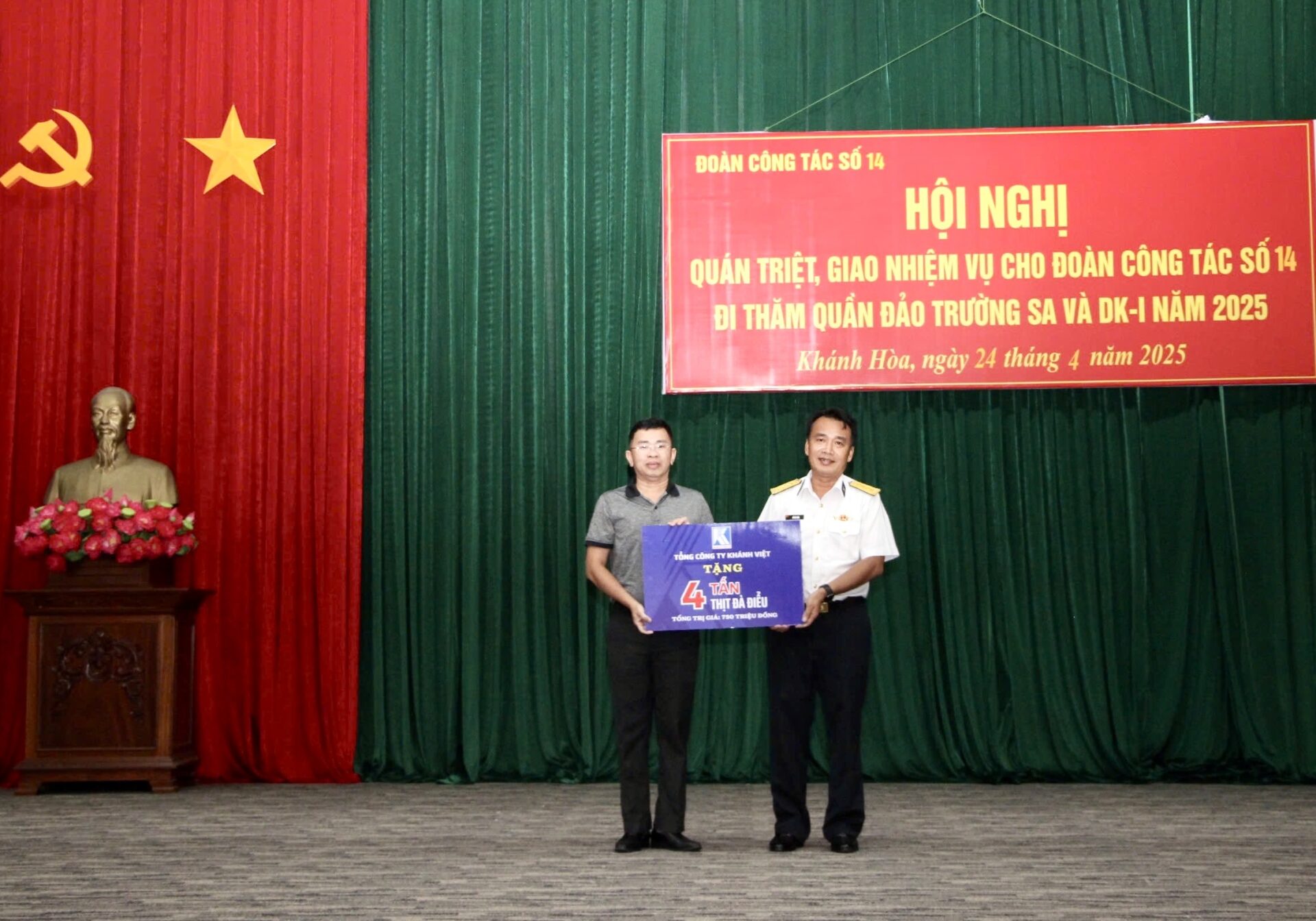 Khatoco hướng về biển đảo quê hương 1 Khatoco hướng về biển đảo quê hương