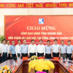 Chủ tịch UBND tỉnh Trần Quốc Nam thăm và làm việc tại Tổng công ty Khánh Việt