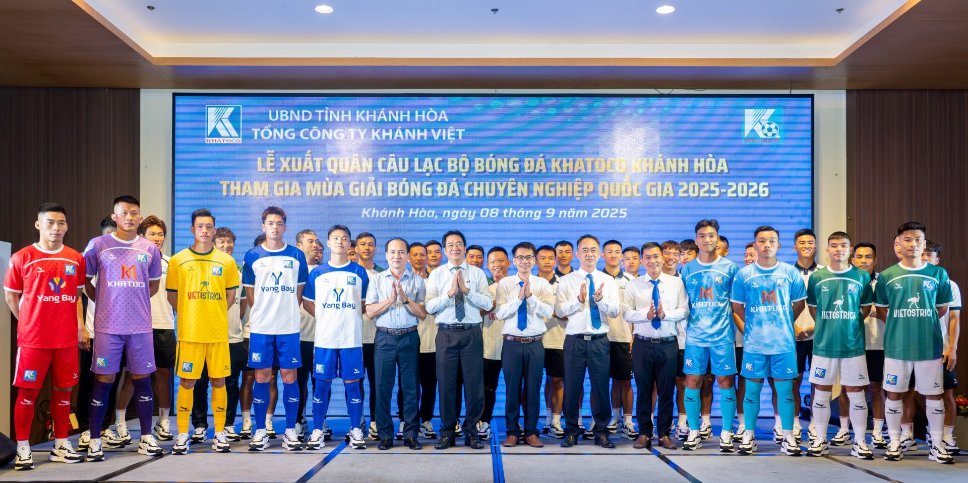 Lễ xuất quân Câu lạc bộ bóng đá Khatoco Khánh Hòa tham gia mùa giải bóng đá chuyên nghiệp quốc gia 2025 – 2026 8 Lễ xuất quân Câu lạc bộ bóng đá Khatoco Khánh Hòa tham gia mùa giải bóng đá chuyên nghiệp quốc gia 2025 – 2026