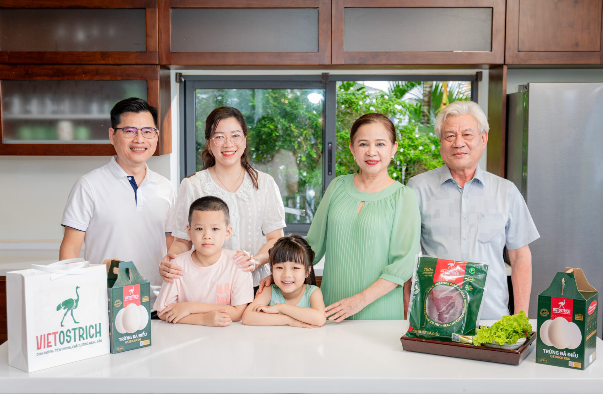 Thịt đà điểu VietOstrich: Lời giải cho bài toán “ăn ngon - sống khỏe” của gia đình hiện đại 2 Thịt đà điểu VietOstrich: Lời giải cho bài toán “ăn ngon - sống khỏe” của gia đình hiện đại