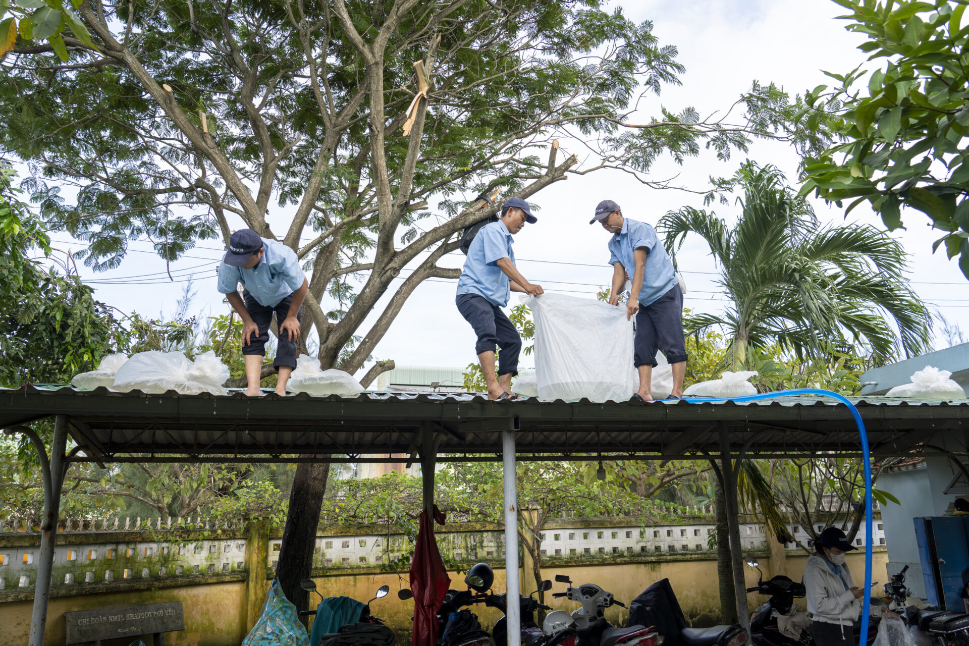 Tổng công ty Khánh Việt chủ động, quyết liệt triển khai công tác ứng phó bão Kalmaegi 12 Tổng công ty Khánh Việt chủ động, quyết liệt triển khai công tác ứng phó bão Kalmaegi
