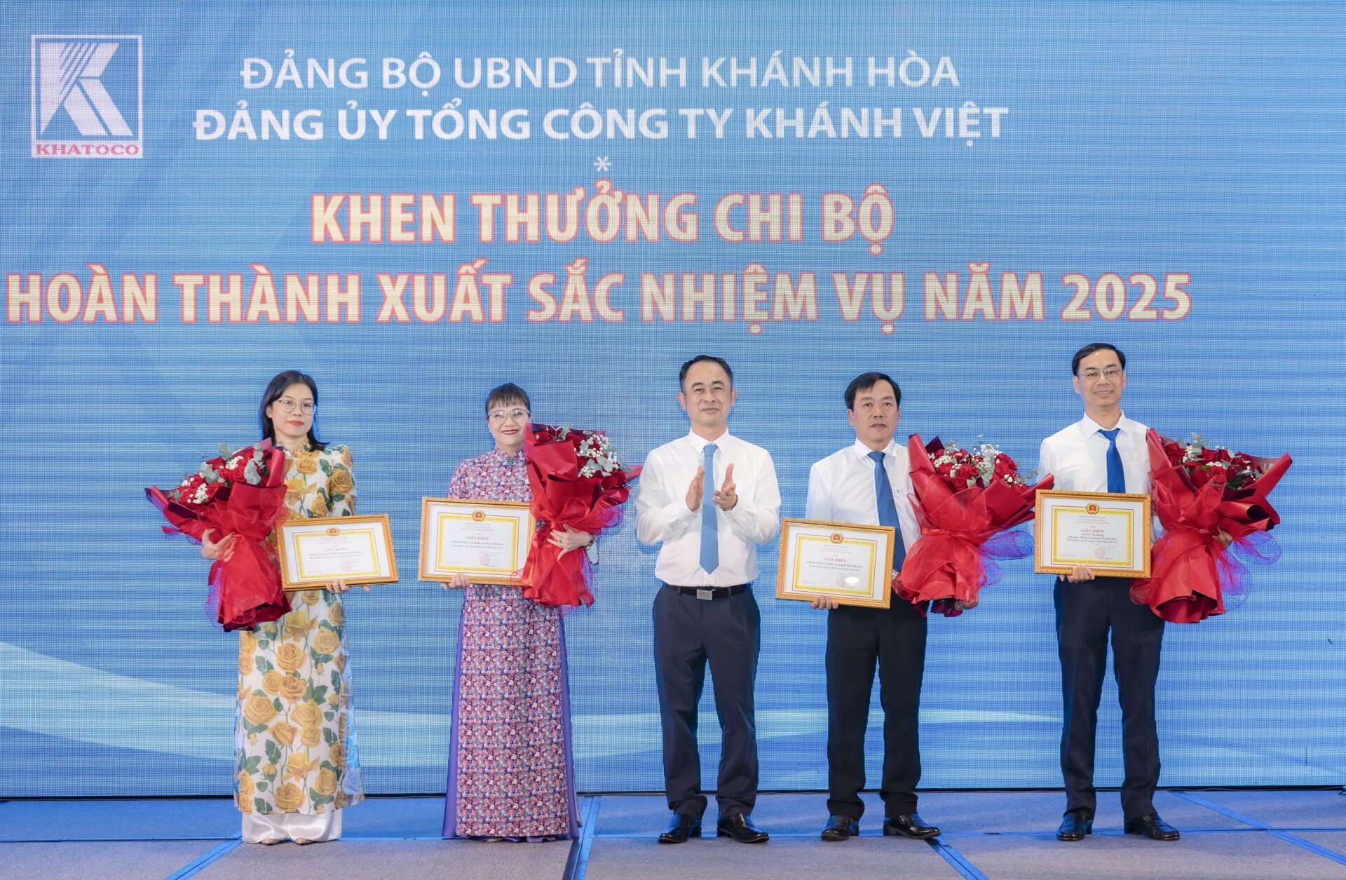 Hội nghị sinh hoạt Đảng bộ Tổng công ty Khánh Việt năm 2025 và triển khai kế hoạch sản xuất kinh doanh năm 2026
