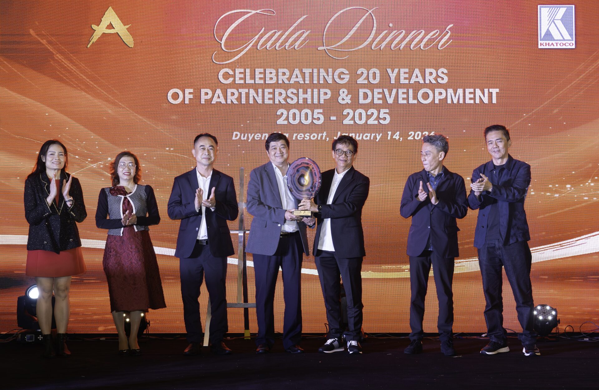 Khatoco và Angles World: Dấu ấn 20 năm của niềm tin và sự gắn kết bền vững