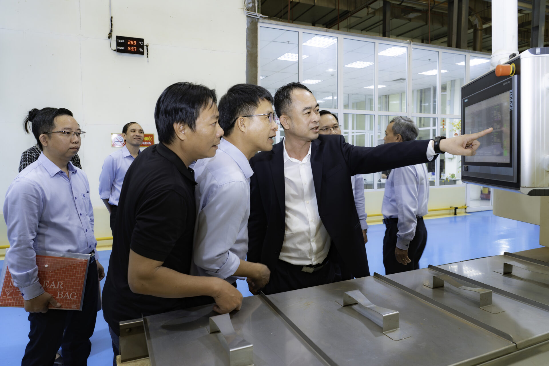 Tổng công ty Khánh Việt công bố các quyết định bổ nhiệm cán bộ quản lý