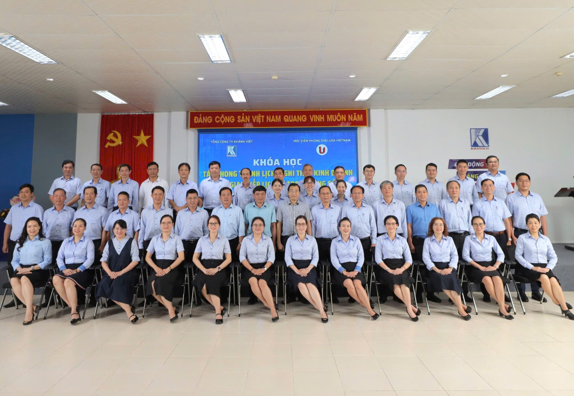 Chuẩn hóa phong thái lãnh đạo Khatoco cùng Tiến sĩ Đặng Bảo Trâm