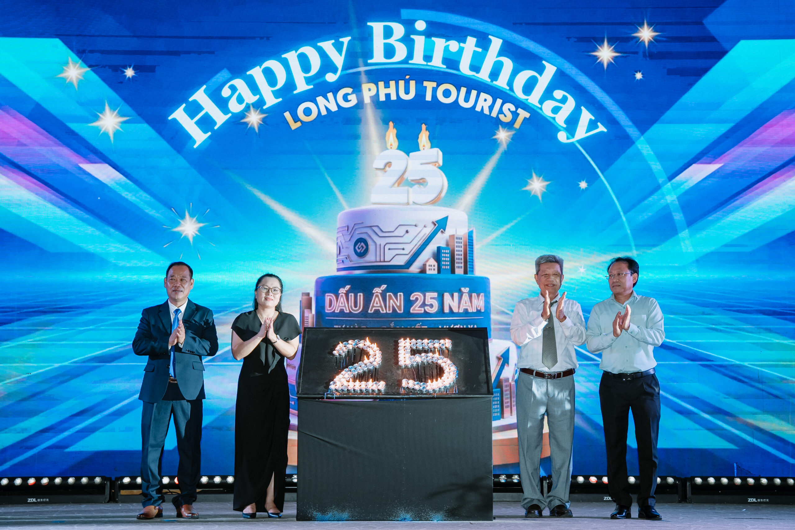 Long Phú Tourist tổ chức Lễ kỷ niệm 25 năm thành lập