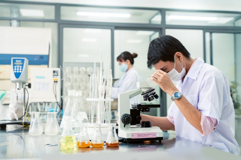 Khi công nghệ đi nhanh hơn những thói quen