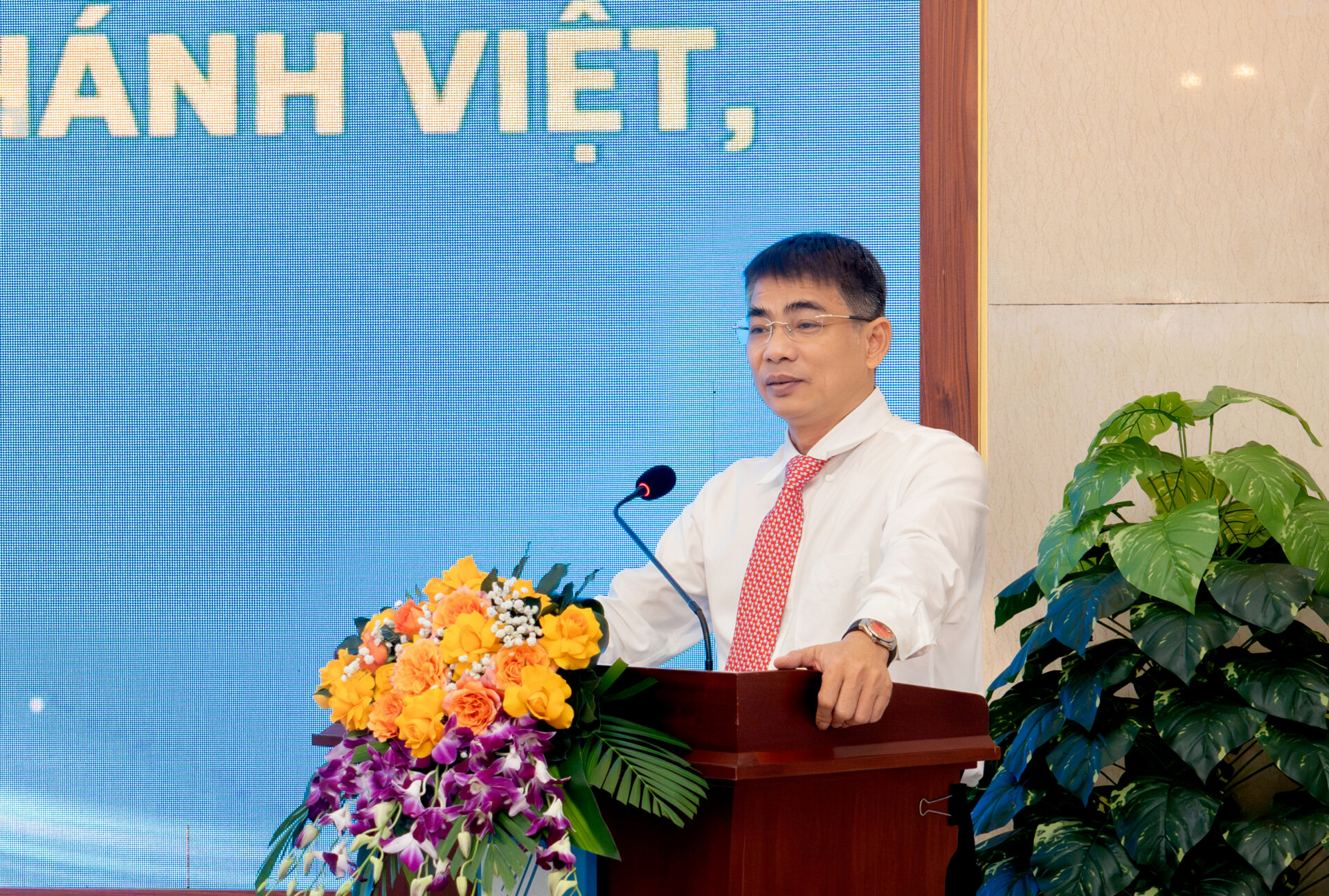 Công bố quyết định chuẩn y Bí thư Đảng ủy Tổng công ty Khánh Việt nhiệm kỳ 2025 - 2030