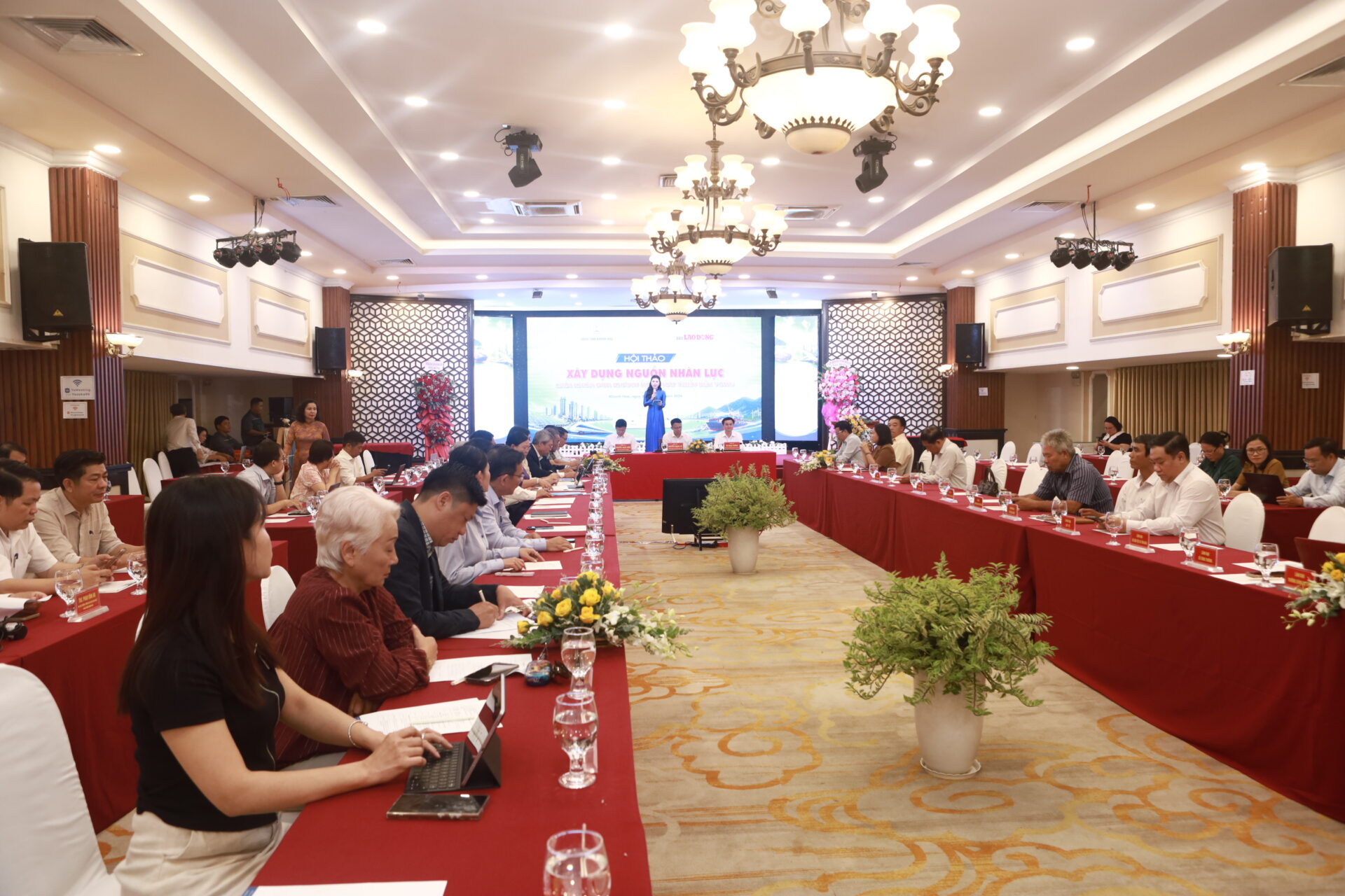 Khatoco đồng hành cùng Hội thảo “Xây dựng nguồn nhân lực – Chìa khóa đưa Khánh Hòa phát triển bền vững”