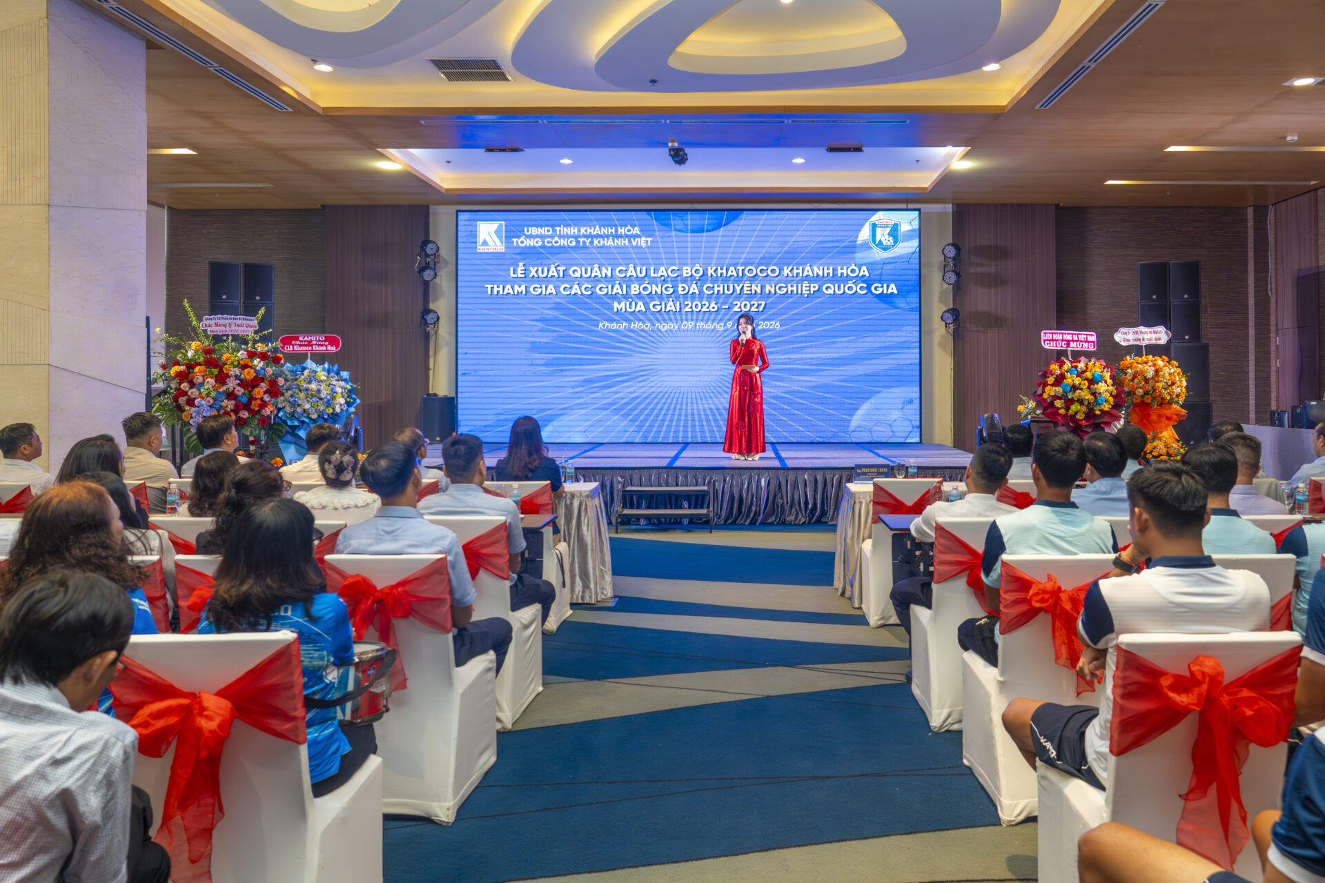 Lễ xuất quân Câu lạc bộ Bóng đá Khatoco Khánh Hòa tham gia các giải bóng đá chuyên nghiệp Quốc gia mùa giải 2026 - 2027 2 Lễ xuất quân Câu lạc bộ Bóng đá Khatoco Khánh Hòa tham gia các giải bóng đá chuyên nghiệp Quốc gia mùa giải 2026 - 2027