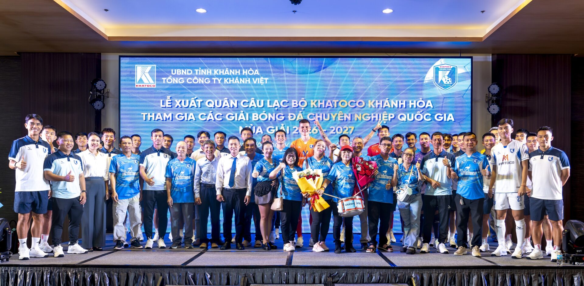 Lễ xuất quân Câu lạc bộ Bóng đá Khatoco Khánh Hòa tham gia các giải bóng đá chuyên nghiệp Quốc gia mùa giải 2026 - 2027 11 Lễ xuất quân Câu lạc bộ Bóng đá Khatoco Khánh Hòa tham gia các giải bóng đá chuyên nghiệp Quốc gia mùa giải 2026 - 2027