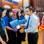 KHATOCO dành hơn 470 triệu đồng tiếp sức học sinh, sinh viên đến trường