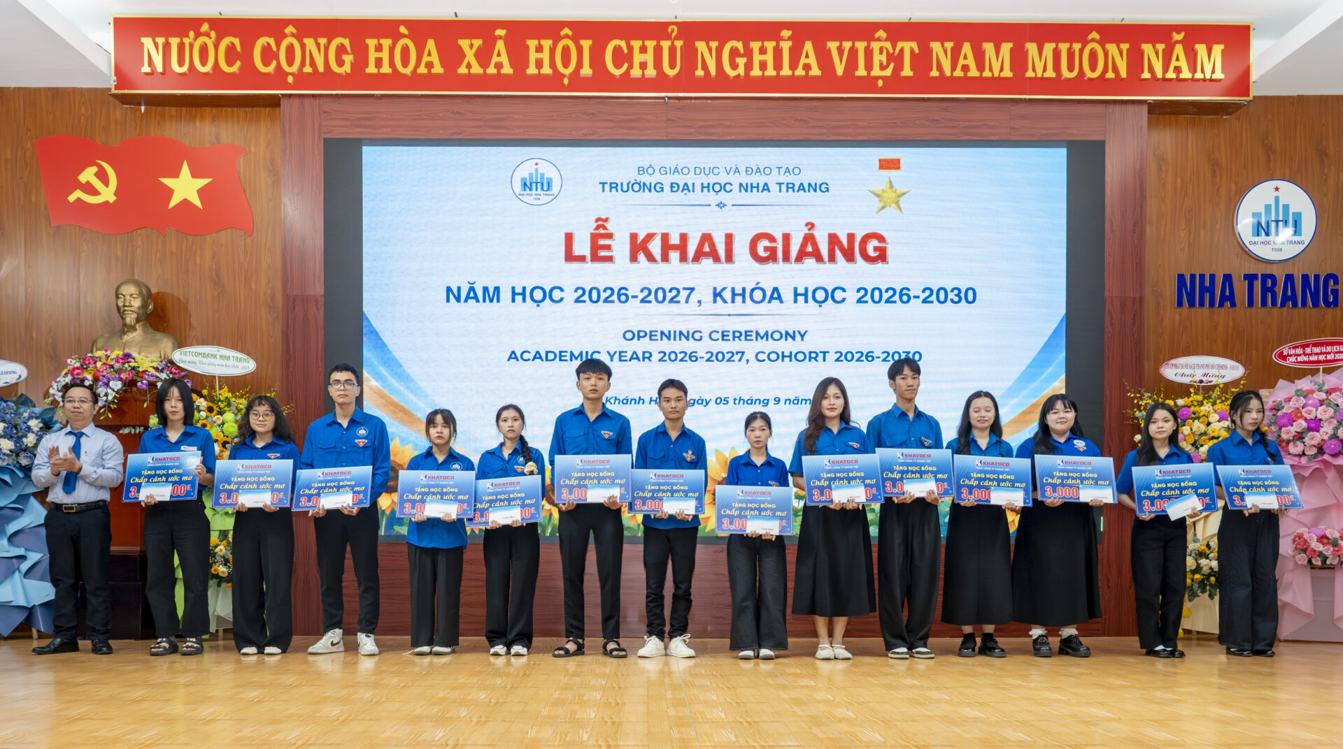 KHATOCO dành hơn 470 triệu đồng tiếp sức học sinh, sinh viên đến trường