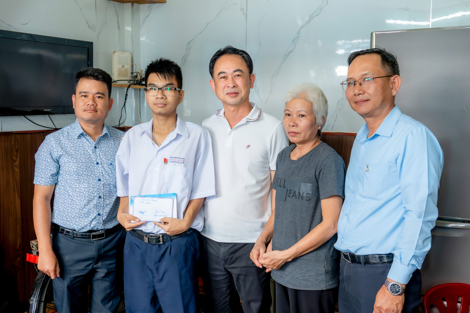 Khatoco sẻ chia, tiếp thêm nghị lực cho hai mẹ con chị Nguyễn Thị Thu Hương 3 Khatoco sẻ chia, tiếp thêm nghị lực cho hai mẹ con chị Nguyễn Thị Thu Hương
